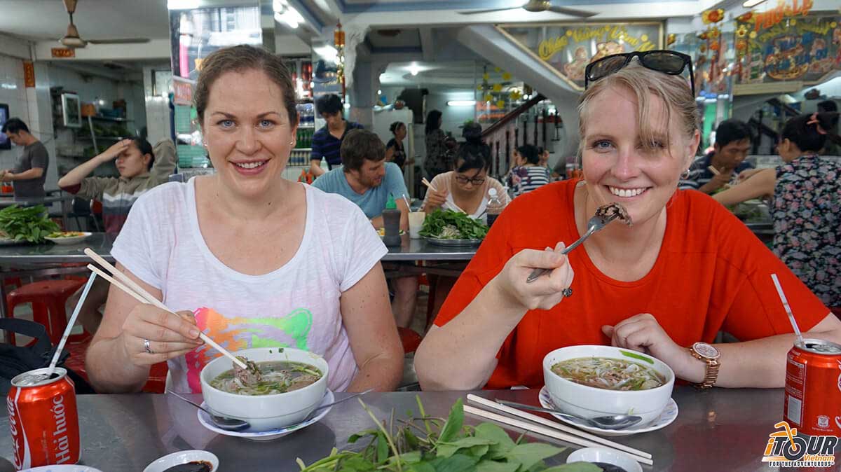 vietnam street food - tips for visitors to vietnam
